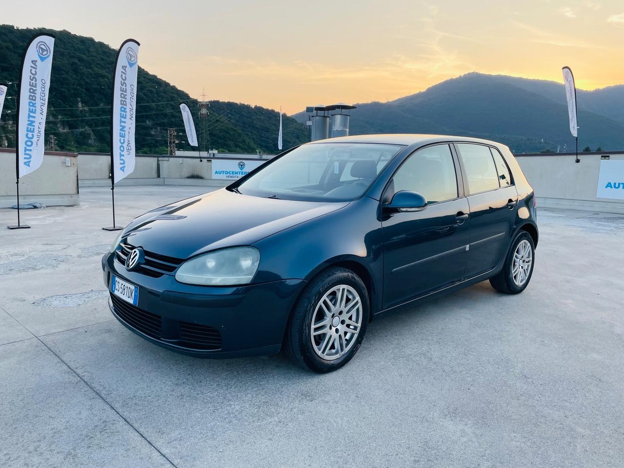 Volkswagen Golf 1.9 TDI 5porte SportLine
