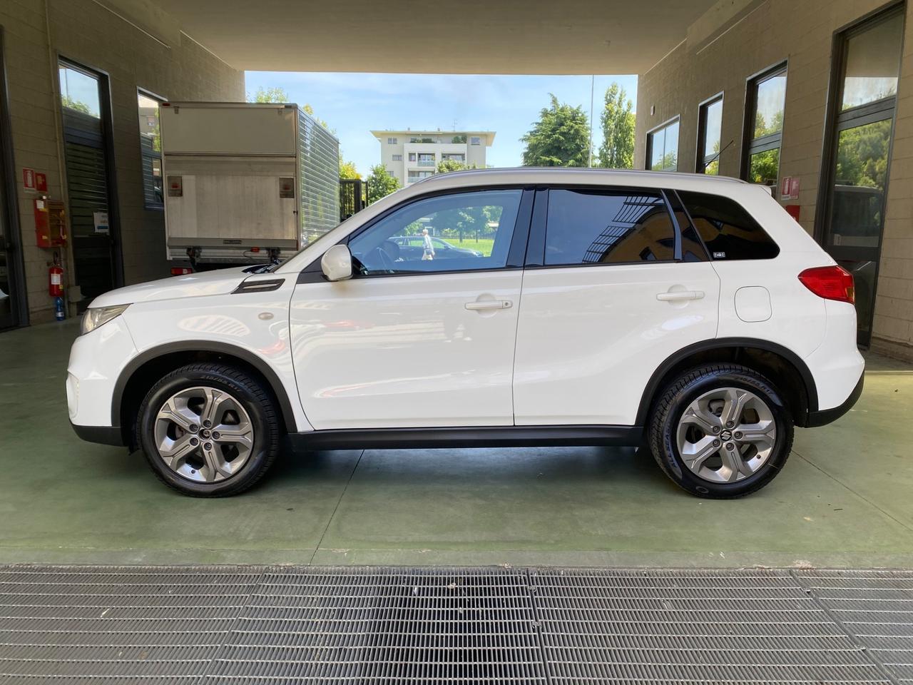 Suzuki Vitara 1.6 VVT V-Top