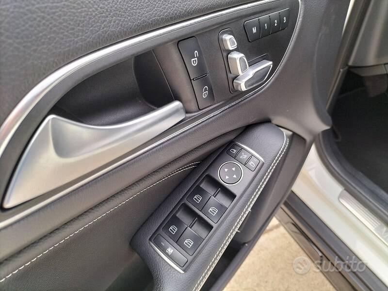 Mercedes Classe GLA 200 d Premium auto