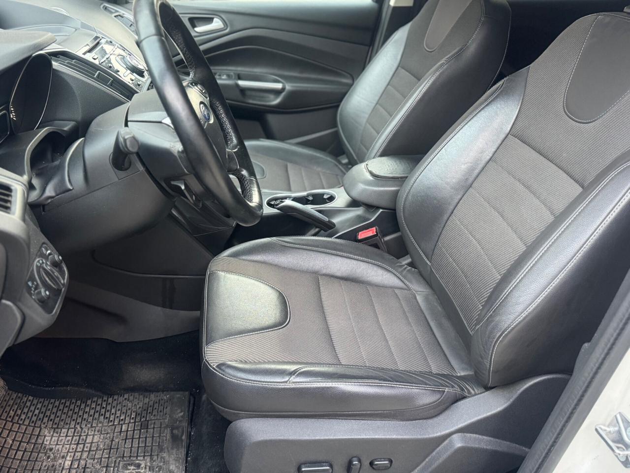 Ford Kuga 2.0 TDCI 150 CV S&S 4WD Titanium 2015