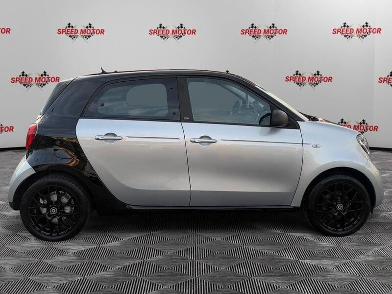 smart forfour Forfour Passion 90cv twinamic,SPORT PACK, LED, PANORAMA!