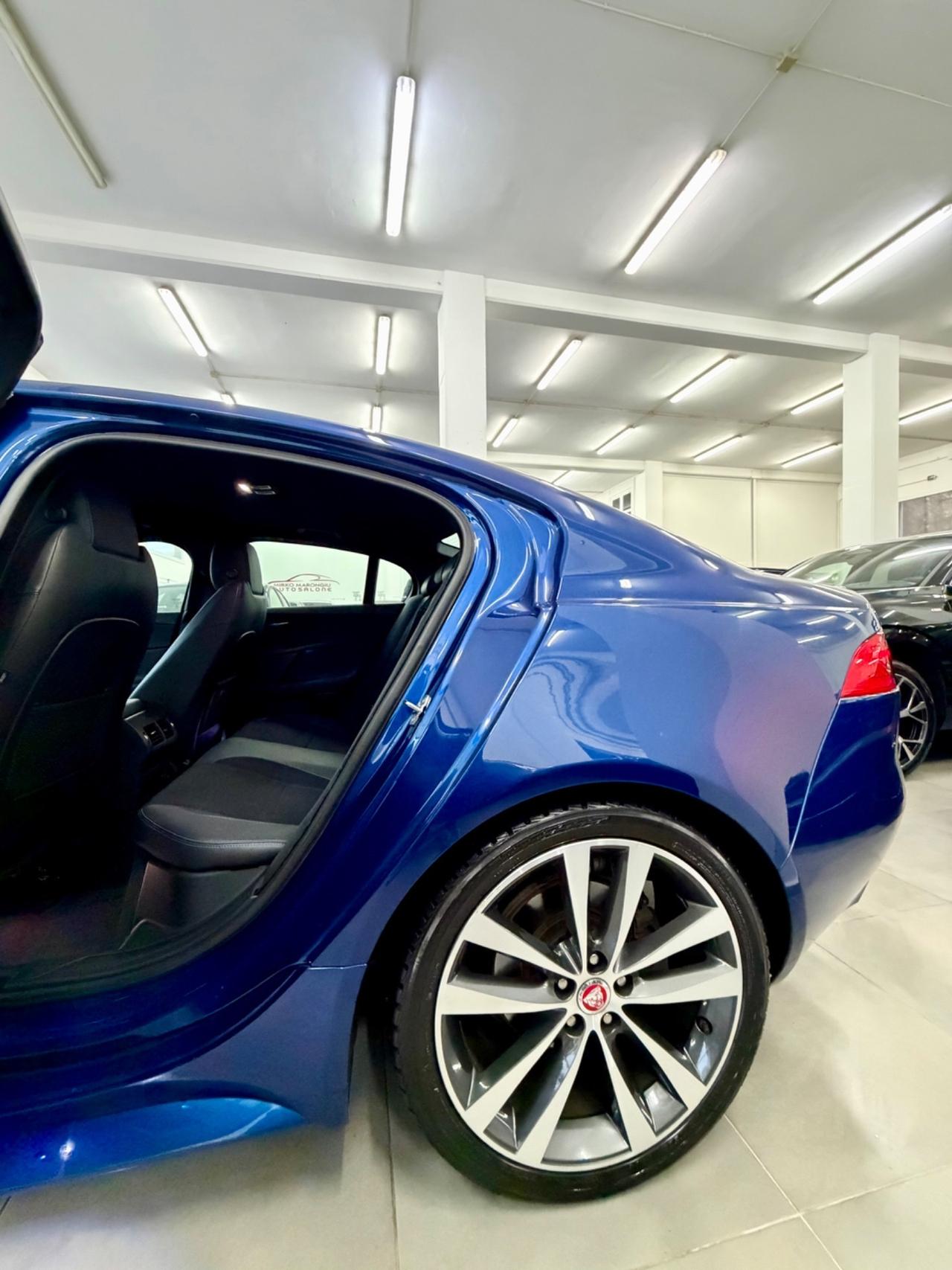 Jaguar XE 2.0 180CV R-Sport FINANZIABILE