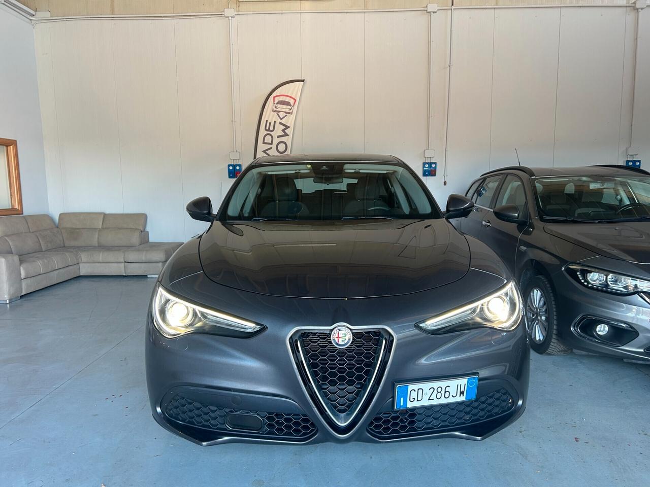 Alfa Romeo Stelvio 2.2 Turbodiesel 160 CV AT8 RWD Business