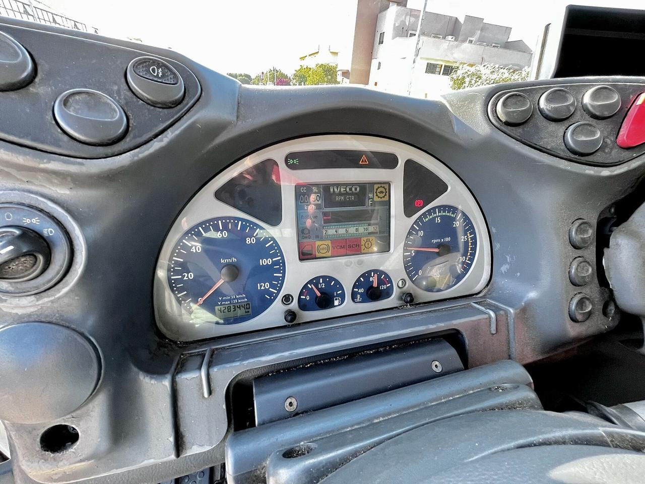 Iveco Stralis 310 3 assi compattatore 2004