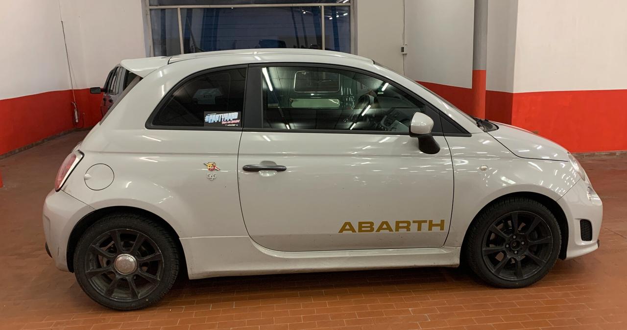 Abarth 595 1.4 Turbo T-Jet 145 CV