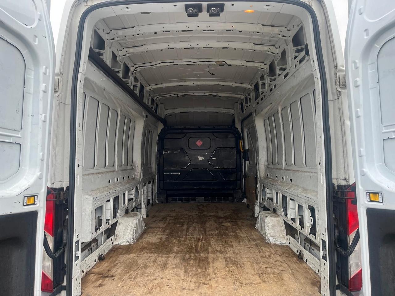 Ford Transit 350 2.2TDCi 155CV **+IVA**