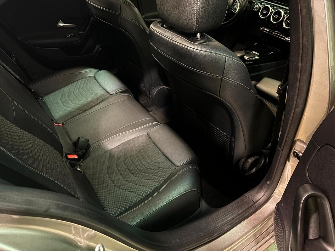 Mercedes-benz A 180 d Automatic Business Extra