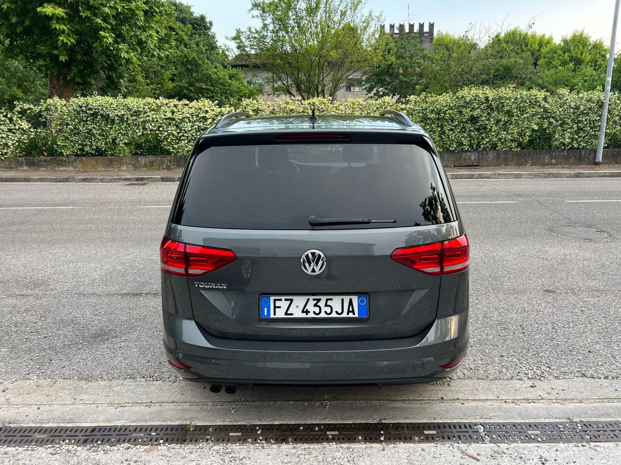 Volkswagen Touran 2.0 TDI 150 CV SCR DSG Business BlueMotion Technology