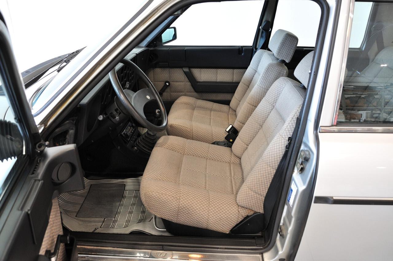 Lancia Beta Trevi 1.6 Berlina ASI CRS