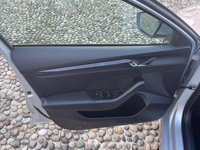 SKODA Octavia 2.0 TDI EVO SCR DSG Wagon Executive