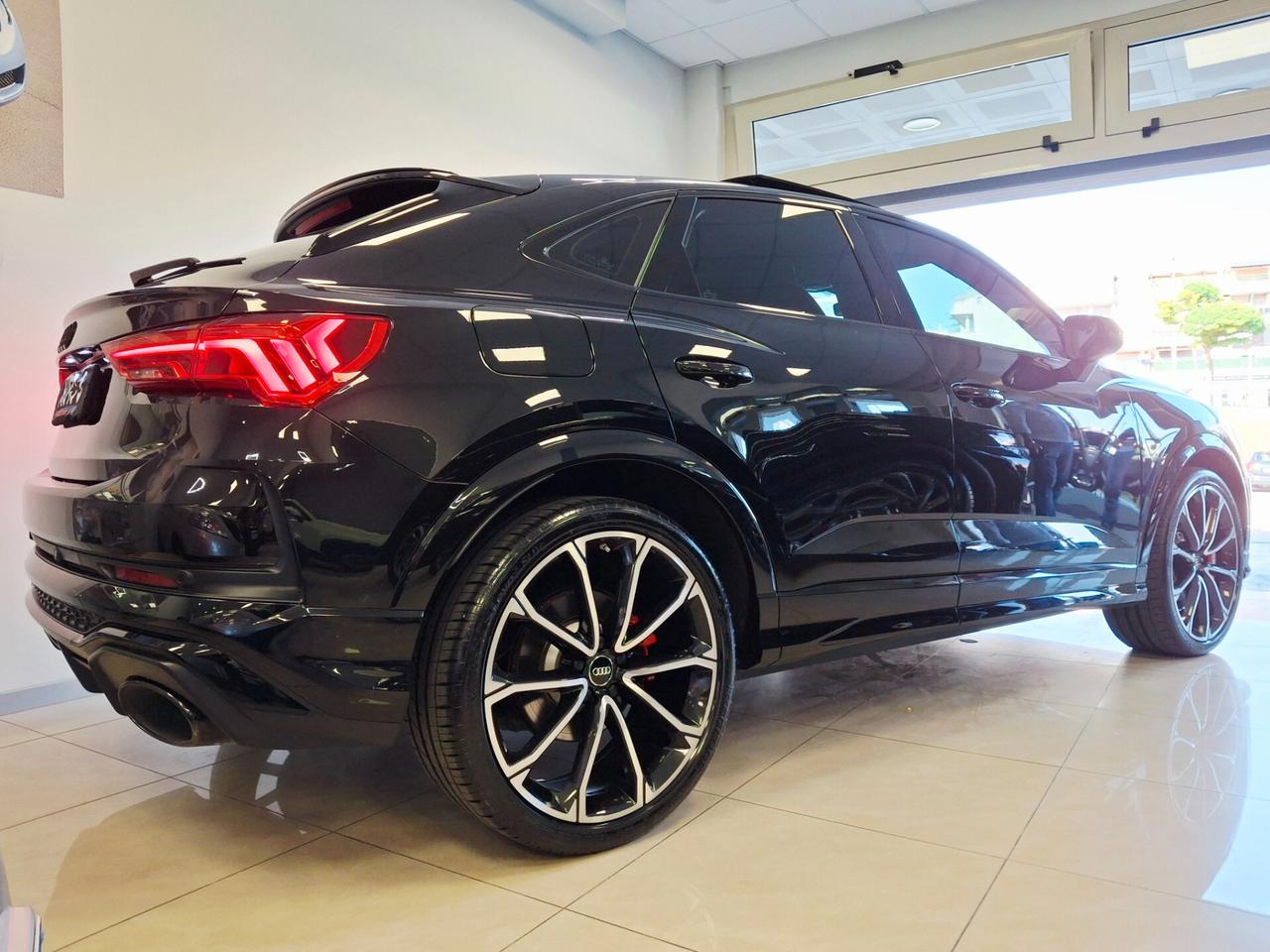 Audi RS Q3 Audi RSQ3 SportBack 2.5 Quattro S-Tronic 400cv