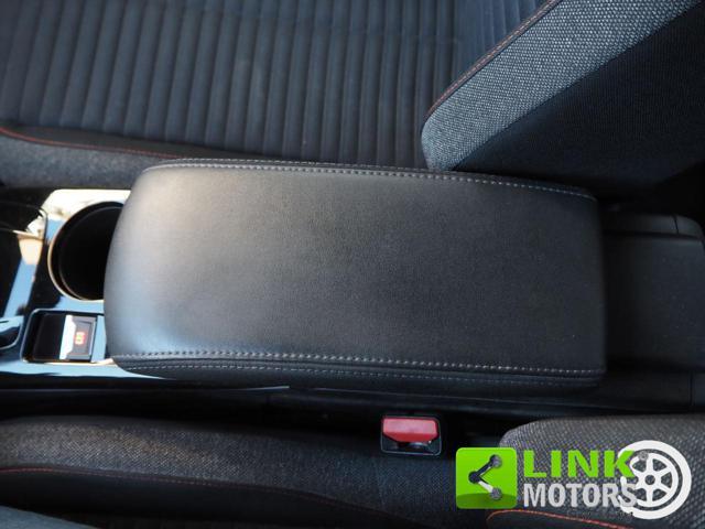 PEUGEOT 2008 motore elettrico 136 CV Active