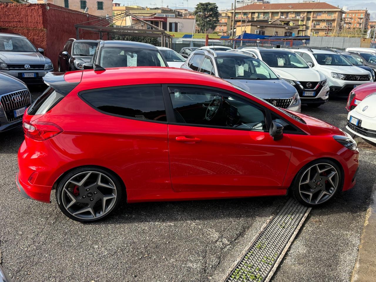 Fiesta ST 1.6 ( ( 200 CV )) -unipro-rate-garanzia