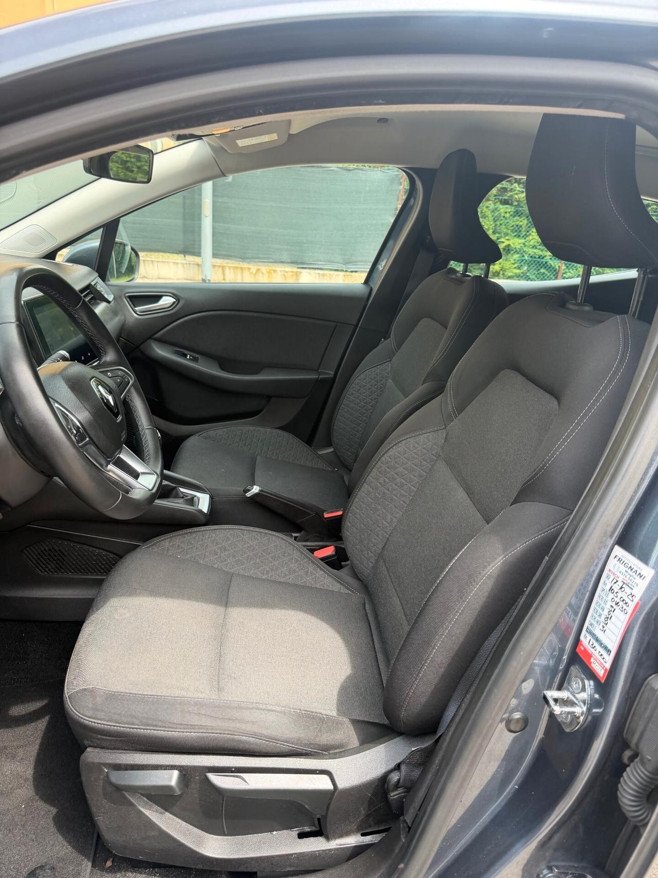 Renault Clio 1.5 dci - NAV. - NEOPATENTATI - 12 MESI DI GARANZIA -