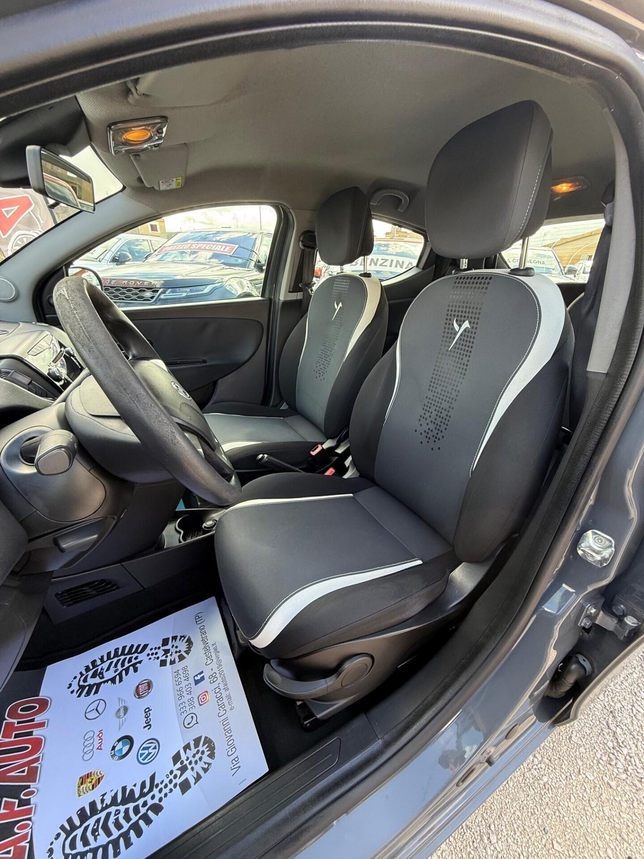 Lancia Ypsilon 1.2 69 CV 5 porte GPL Ecochic Gold