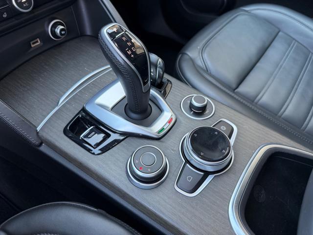 ALFA ROMEO Stelvio 210CV Q4 TI+PACK BLACK+AUTOPILOT+SED RISC