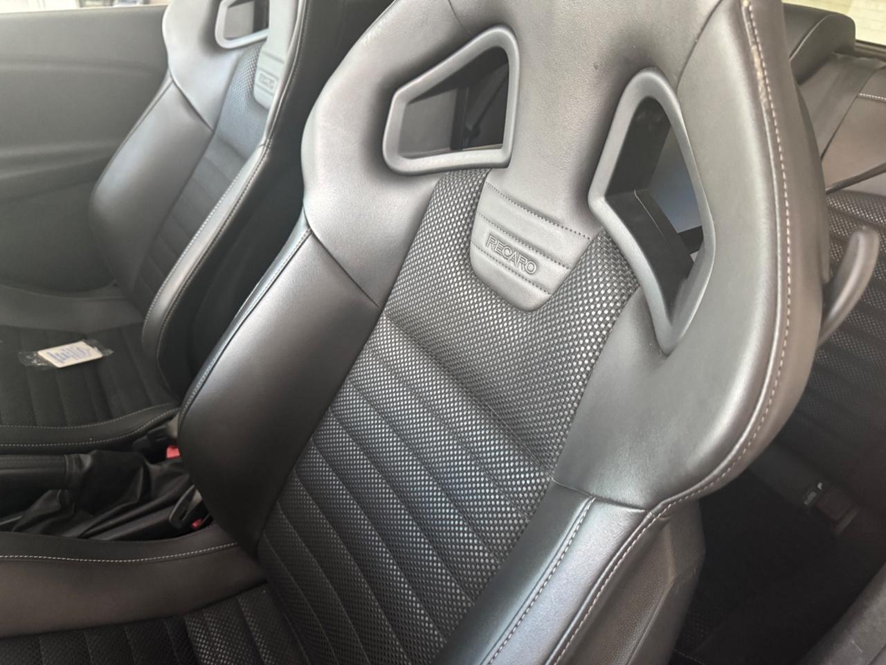 Opel Corsa 1600 turbo Coup è Grave 1 OPC