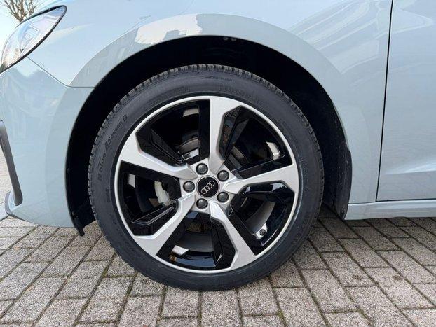 AUDI A1 SPB 25 Benzina