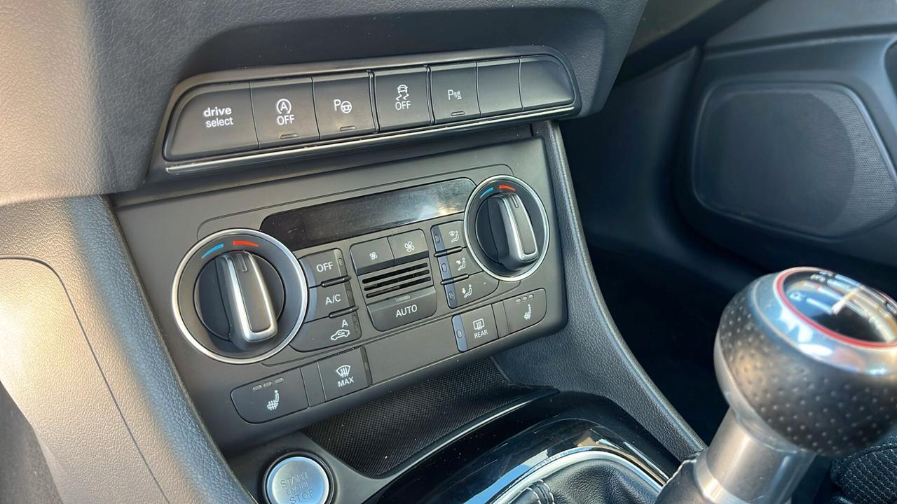 Audi Q3 2.0 TDI 150 CV S line Edition