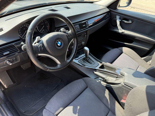 BMW 330 d cat xDrive Touring EURO 5A IVA 22%