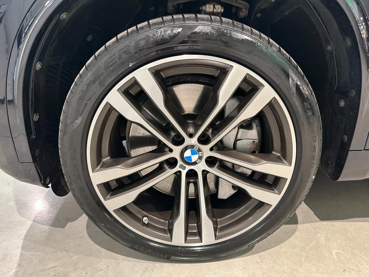 Bmw X5 M50 X5 M50d auto