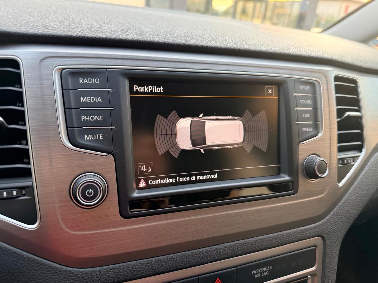 Volkswagen Golf Sportsvan 1.6 TDI 110 CV Business ***OK NEOPATENTATI***