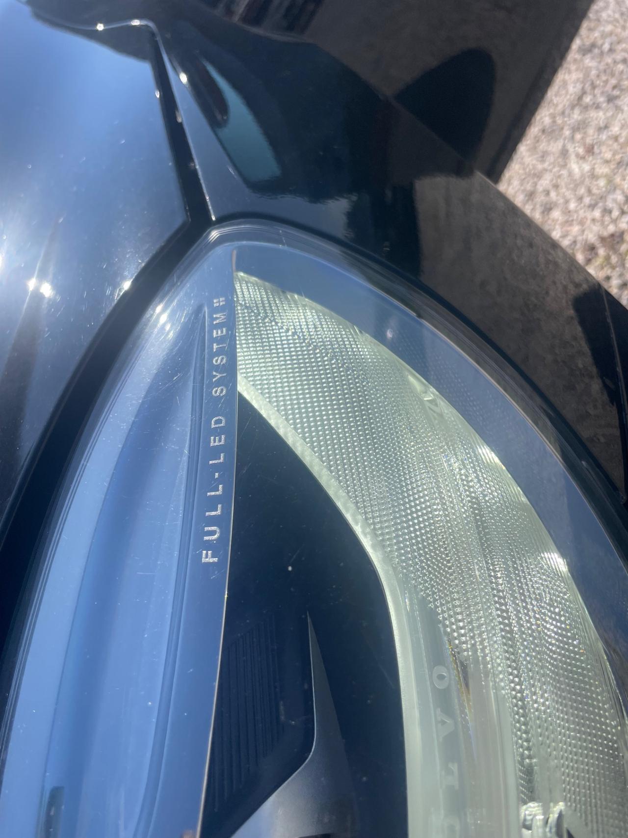 Volvo V40 D2 R-design