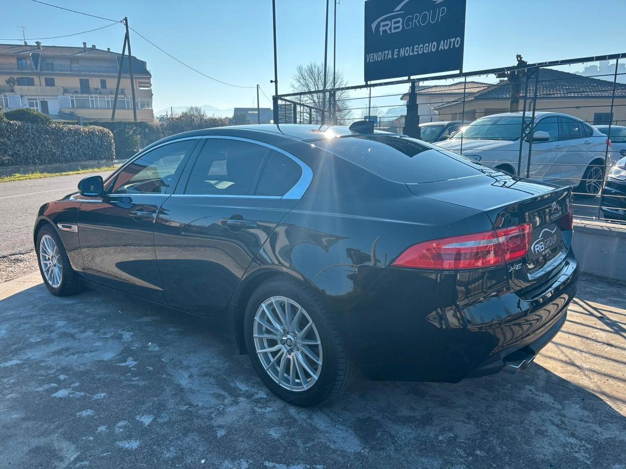 Jaguar XE 2.0 D 180 CV Portfolio