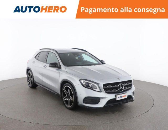 MERCEDES-BENZ GLA 200 d Automatic Premium