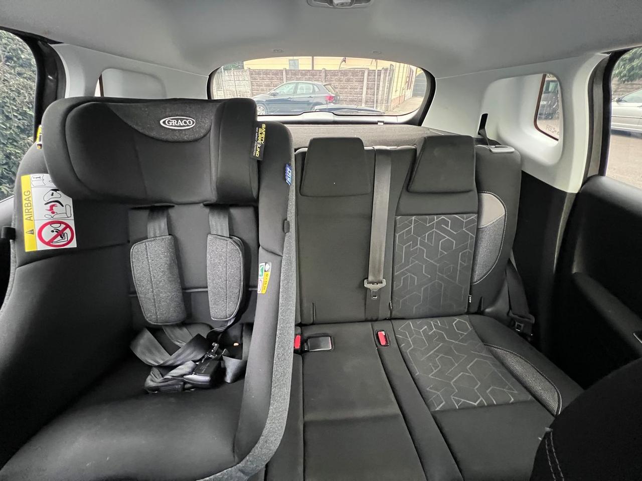 Peugeot 2008 1.2 PureTech 82 #9549