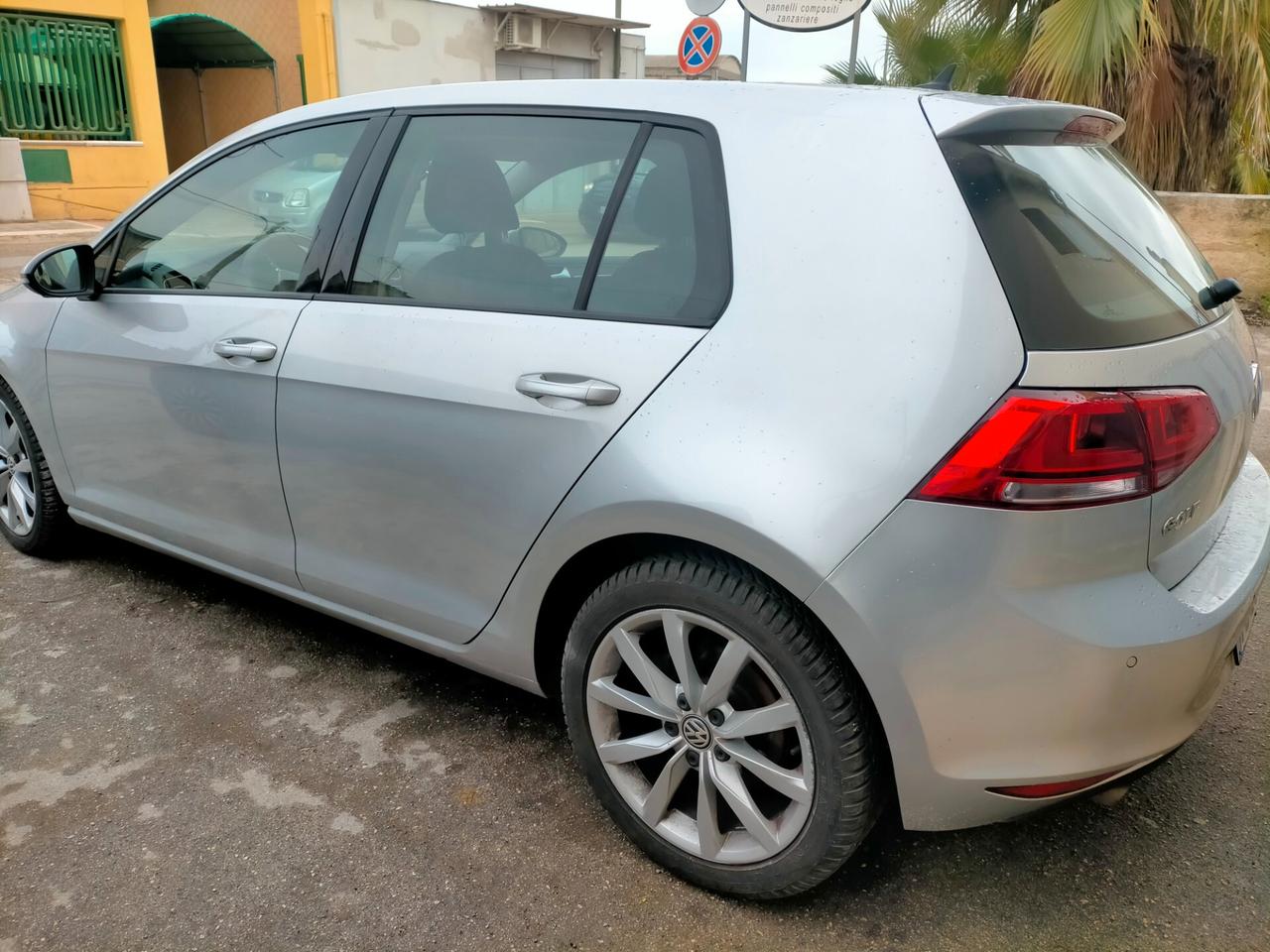 Volkswagen Golf 1.6 TDI 110 CV DSG 5p. Highline BlueMotion Technology