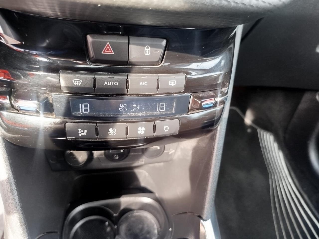Peugeot 2008 1.6 e-HDi 115 CV Stop&Start Allure