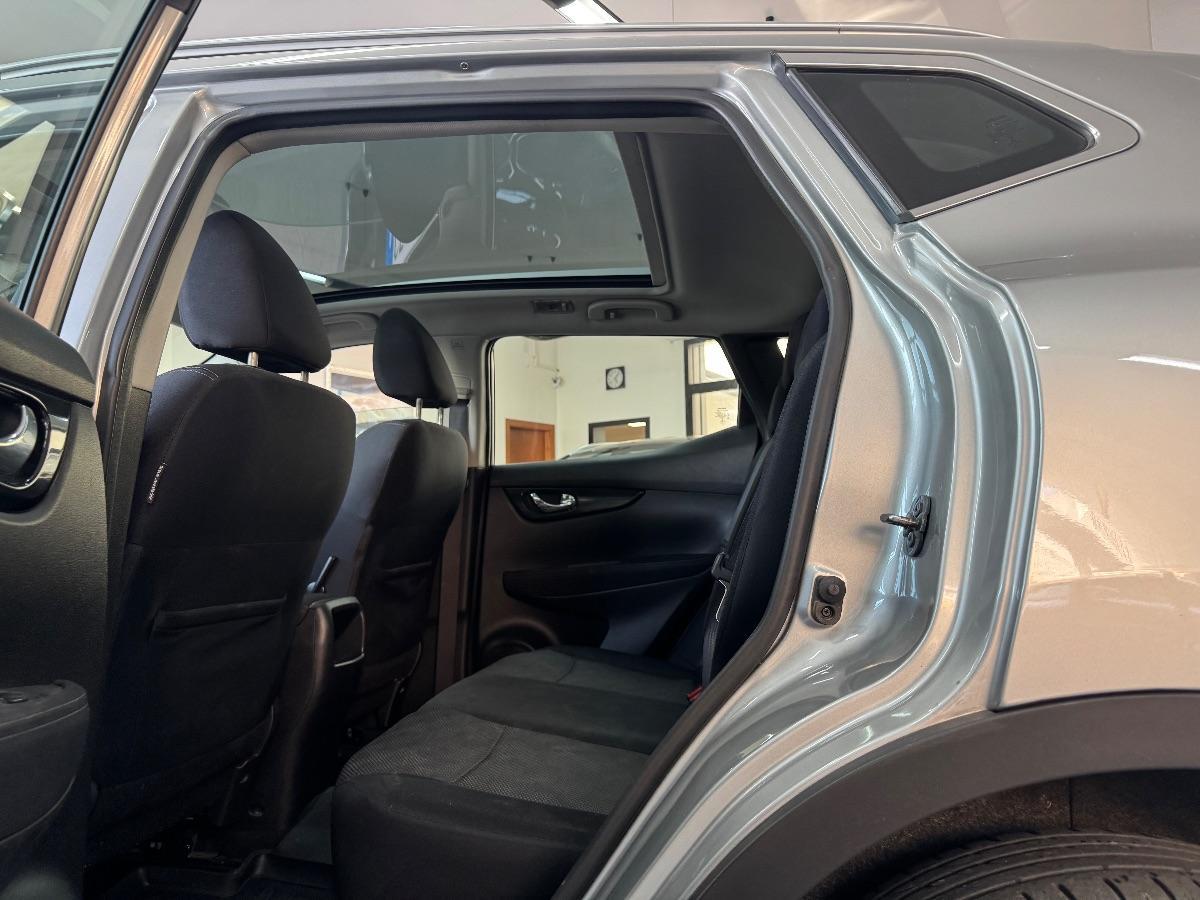 NISSAN QASHQAI 1.5 dCi Tekna TETTO/ NAVIGATORE/ RETROCAMERA