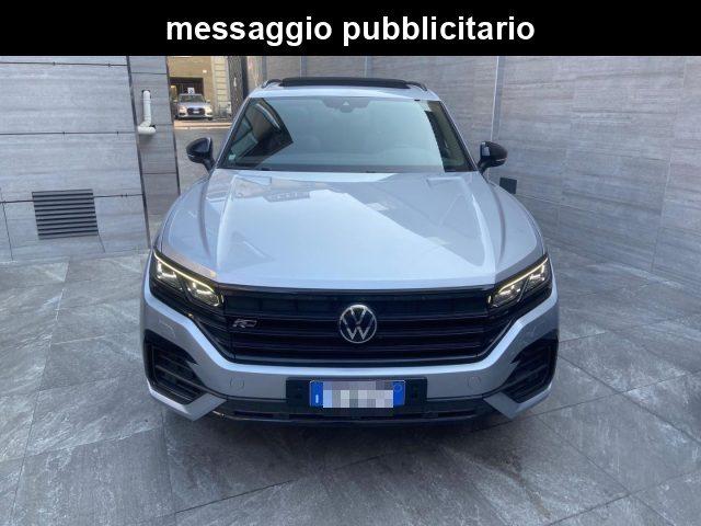 VOLKSWAGEN Touareg 3.0 V6 TDI Elegance R-line TETTO PANORAMICO