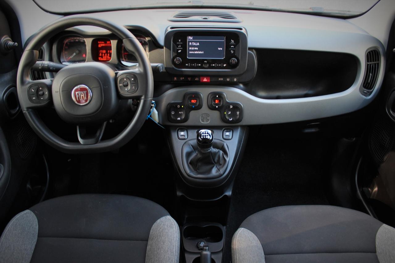 Fiat Panda 1.0 FireFly S&S Hybrid Garmin Full optional
