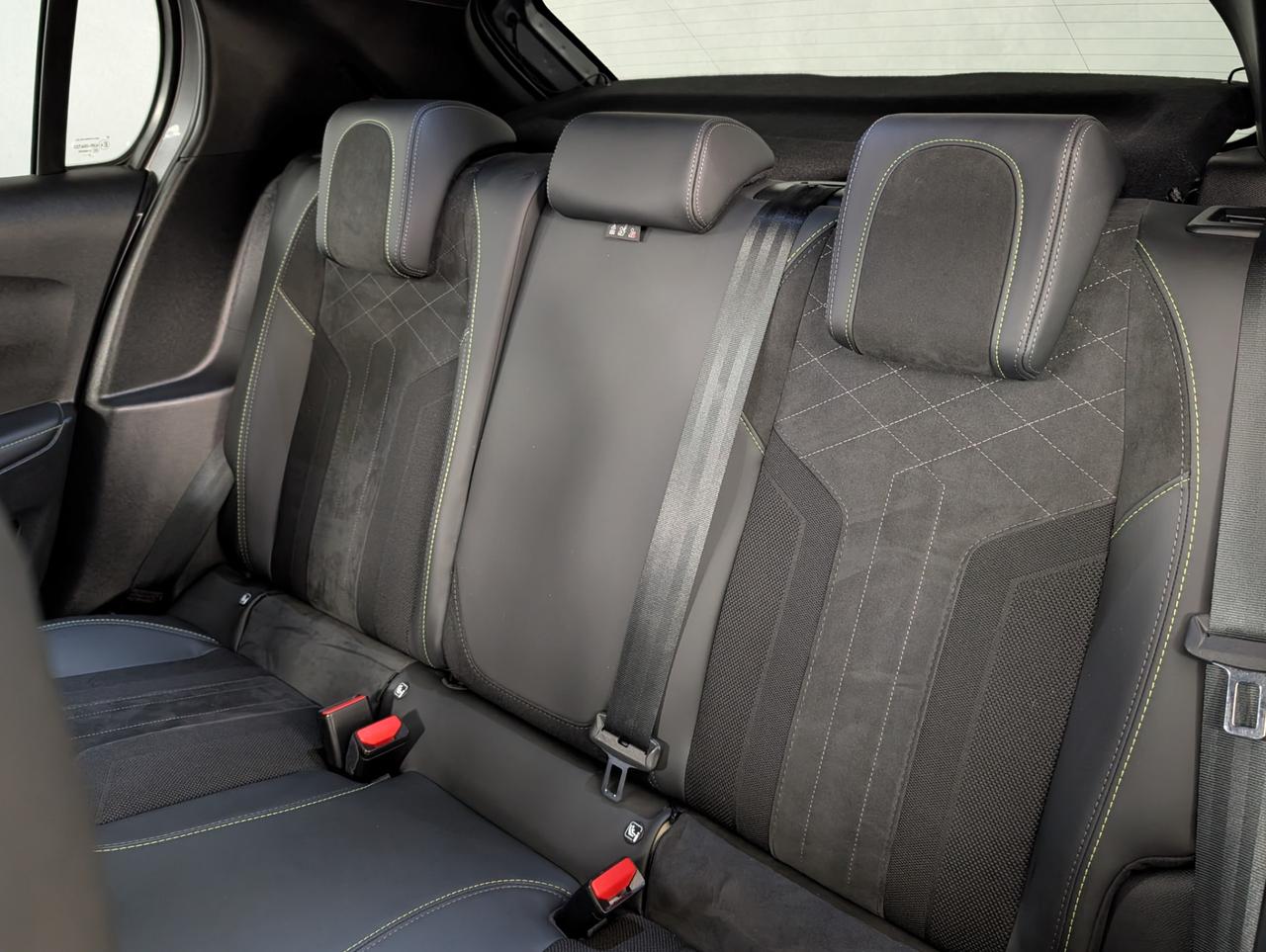 Peugeot 208 1.2 puretech 100cv GT