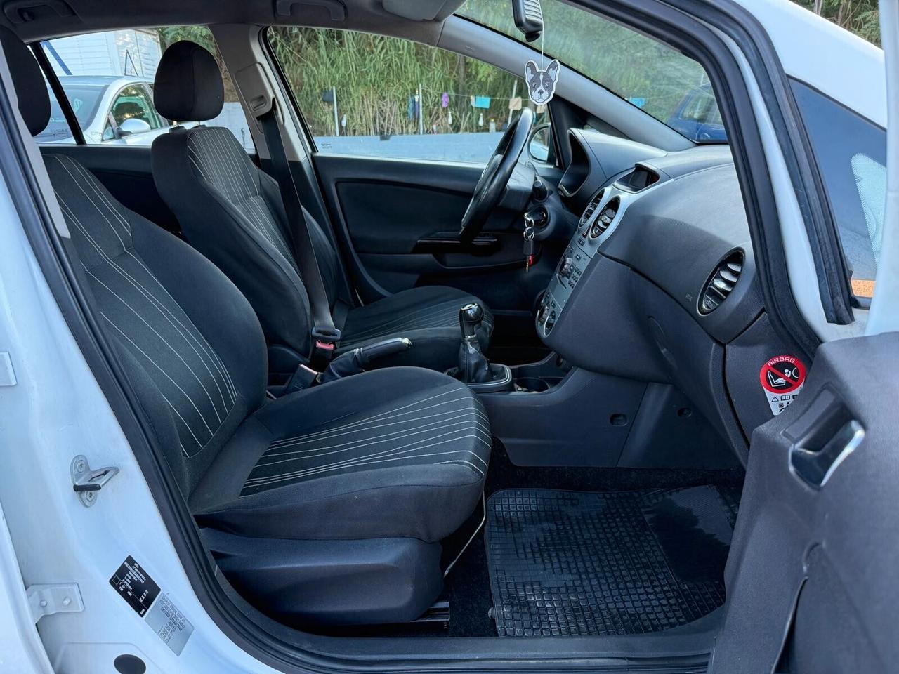 Opel Corsa 1.2 80CV 5 porte GPL-TECH Club