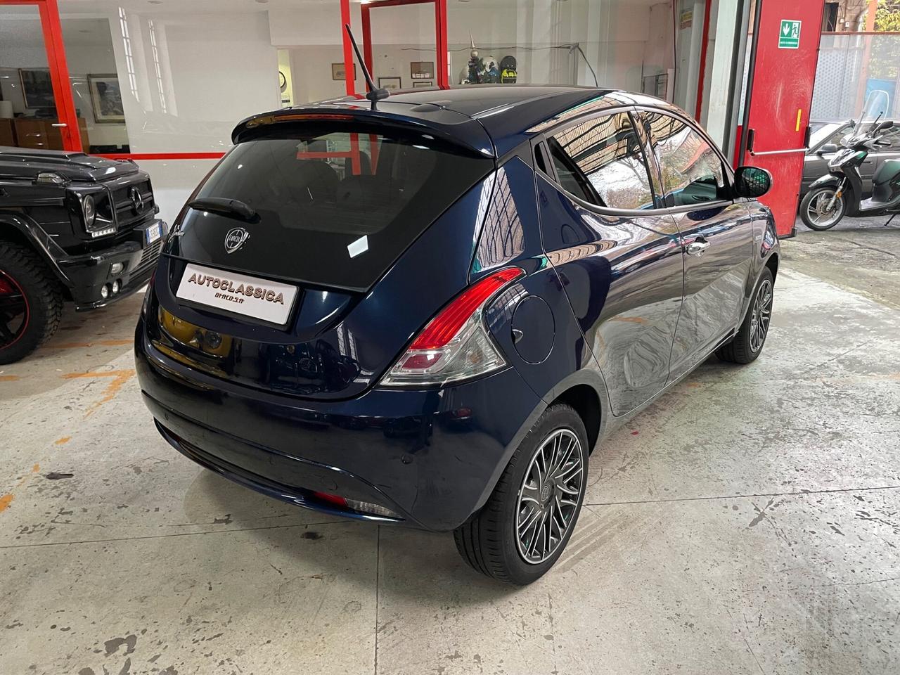 Lancia Ypsilon 1.2 69 CV 5 porte S&S Gold 40.000KM!!!