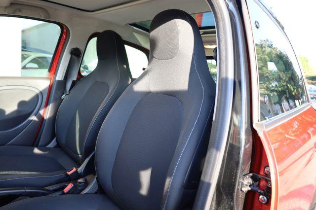 SMART ForFour 70 1.0 twinamic AUTOMATICA Passion PanoramaTEL USB