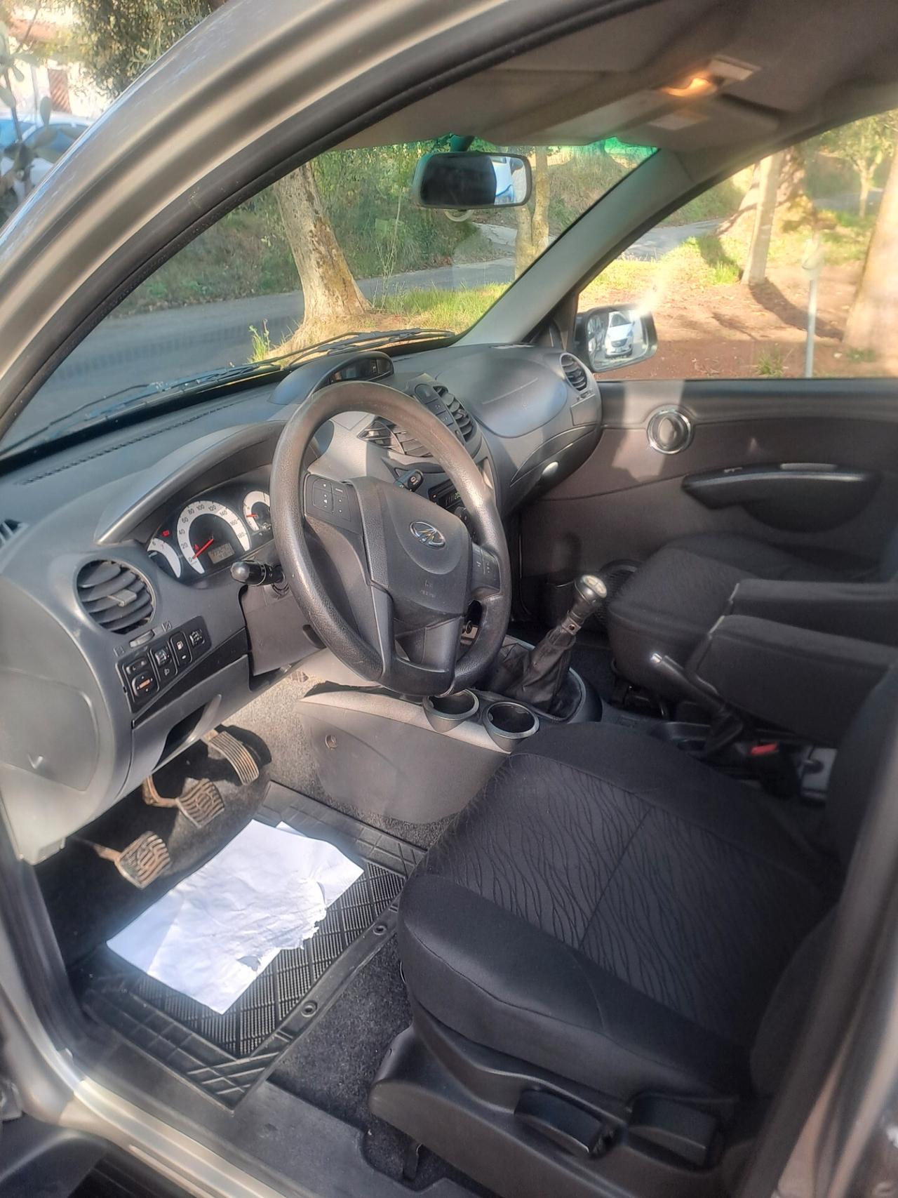 Mahindra Quanto C8 2.2 4x4 N1