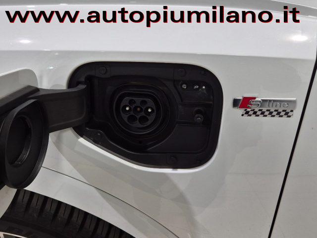 AUDI Q3 35 TFSI S tronic S line edition