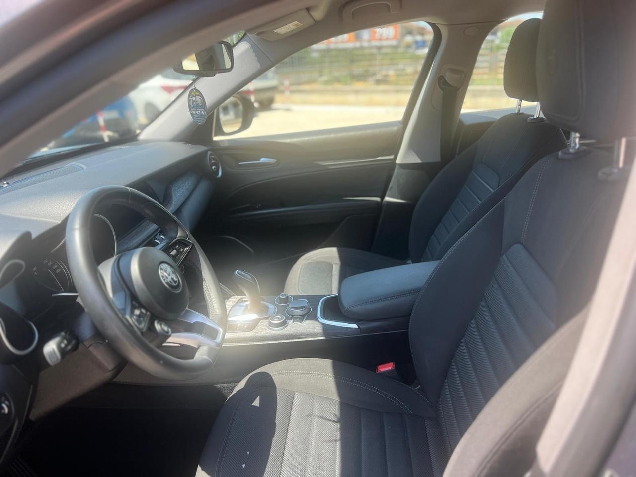 Alfa Romeo Stelvio 2.2 Turbodiesel 190 CV AT8 Q4 Business