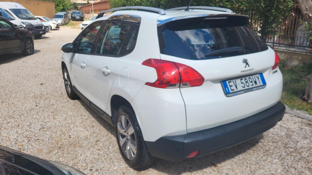 Peugeot 2008 1.2 VTi 82CV Allure