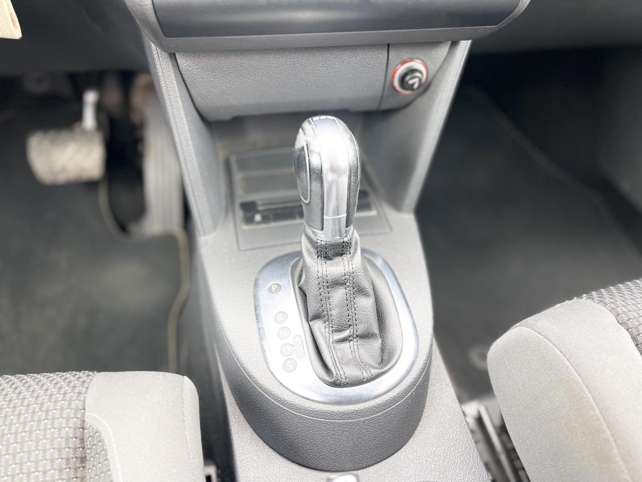 Volkswagen Touran 1.6 Diesel 105CV E5 Neo - 2013