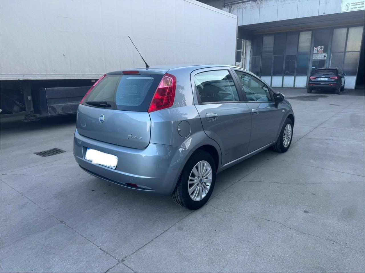 Fiat Grande Punto 1.4 Starjet 16V 5 porte Dynamic