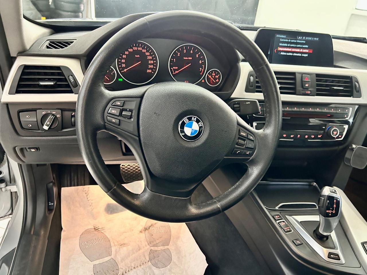 Bmw 330e plug in edition euro6 250cv