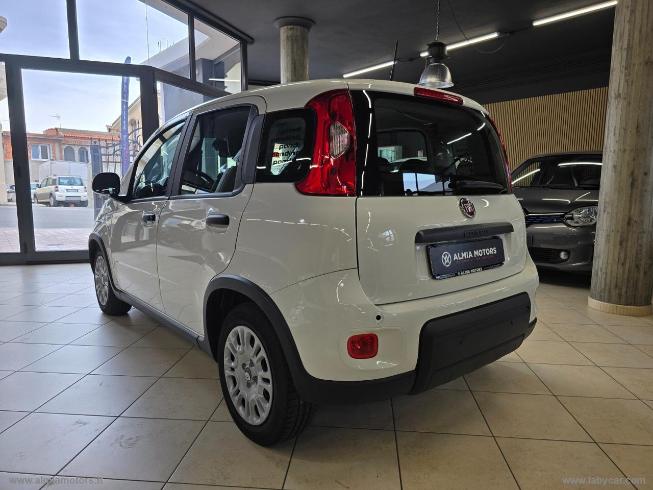 FIAT Panda 1.0 FireFly S&S Hybrid Pandina