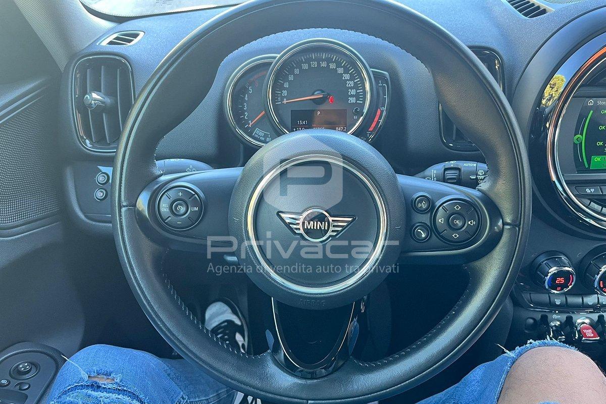 MINI Mini 2.0 Cooper D Baker Street Countryman