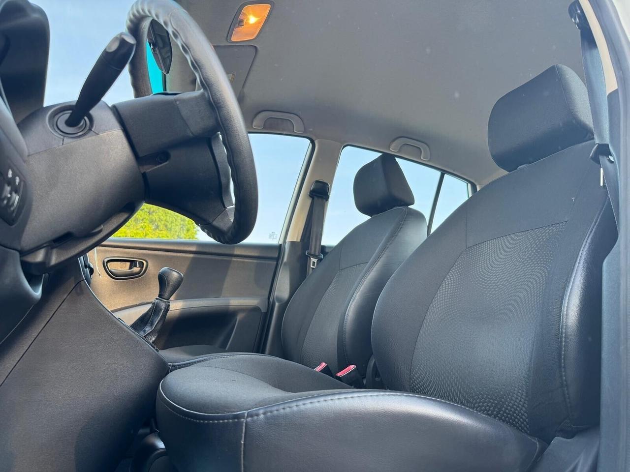 HYUNDAI - i10 - 1.1 12V Classic - NEOPATENTATI - FINANZIABILE