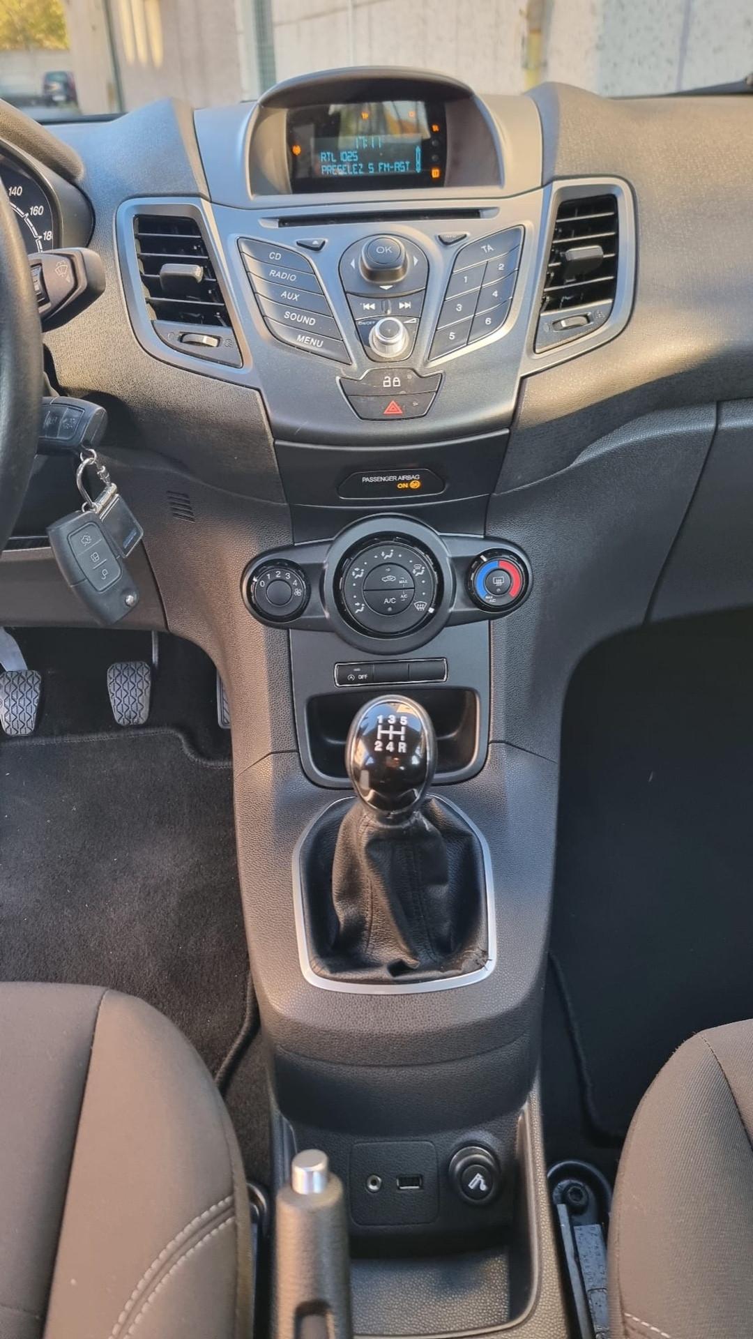 Ford Fiesta 1.0 80CV 5 porte Titanium